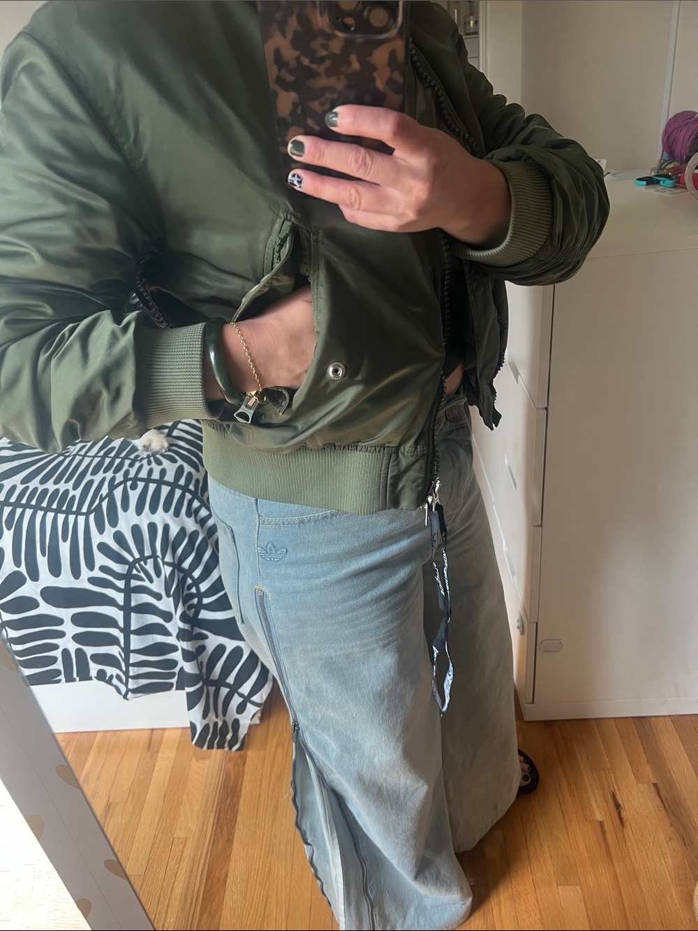 Acne Studios Clea Bomber jacket with Ruched sleeves XXS - Picture 4 of 16